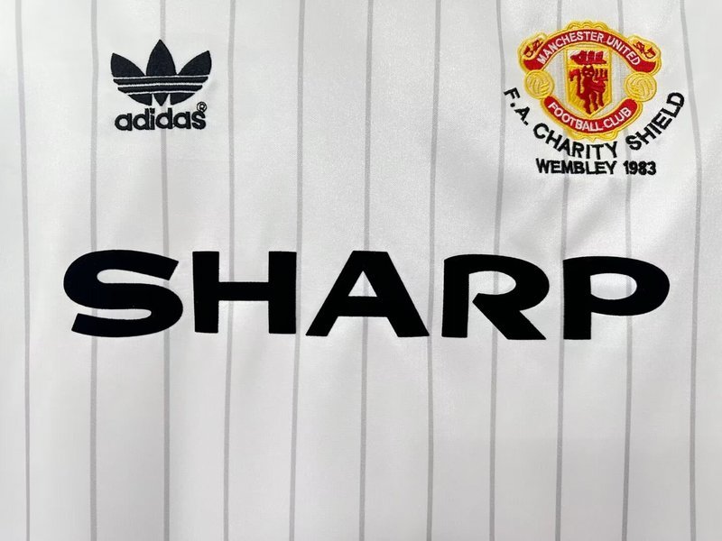 1983 Retro Manchester United  Away  jersey
