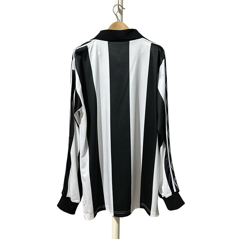 2016-2017  Retro  Newcastle United  Home  jersey