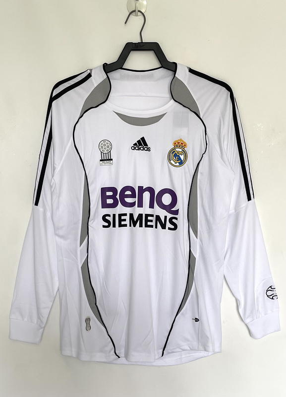 2006-2007  Retro  Real Madrid  Home  long sleeves   jersey
