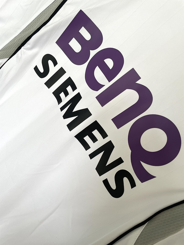 2006-2007  Retro  Real Madrid  Home  long sleeves   jersey