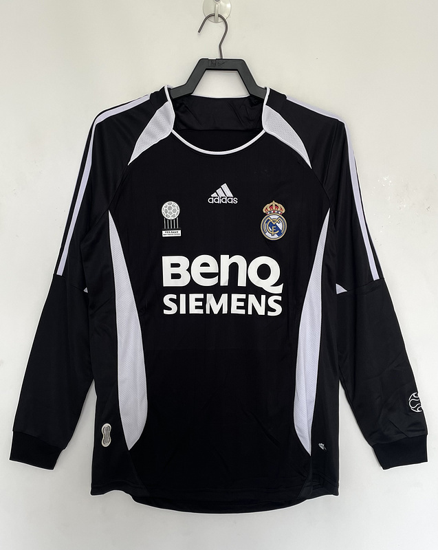 2006-2007  Retro  Real Madrid  3RD Black  long sleeves   jersey