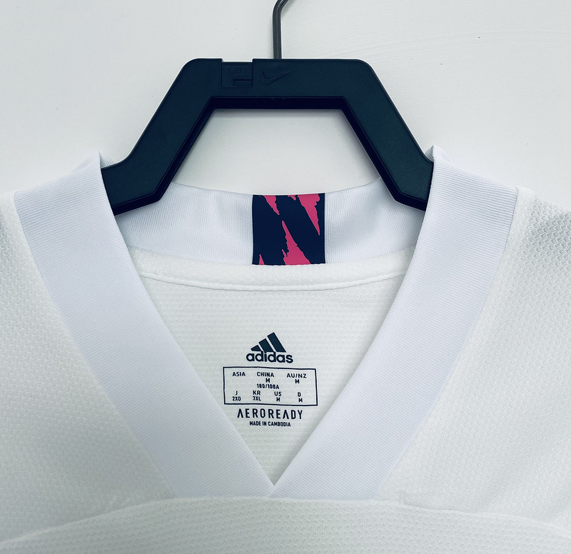 2021   Retro  Real Madrid  Home  player version   jersey