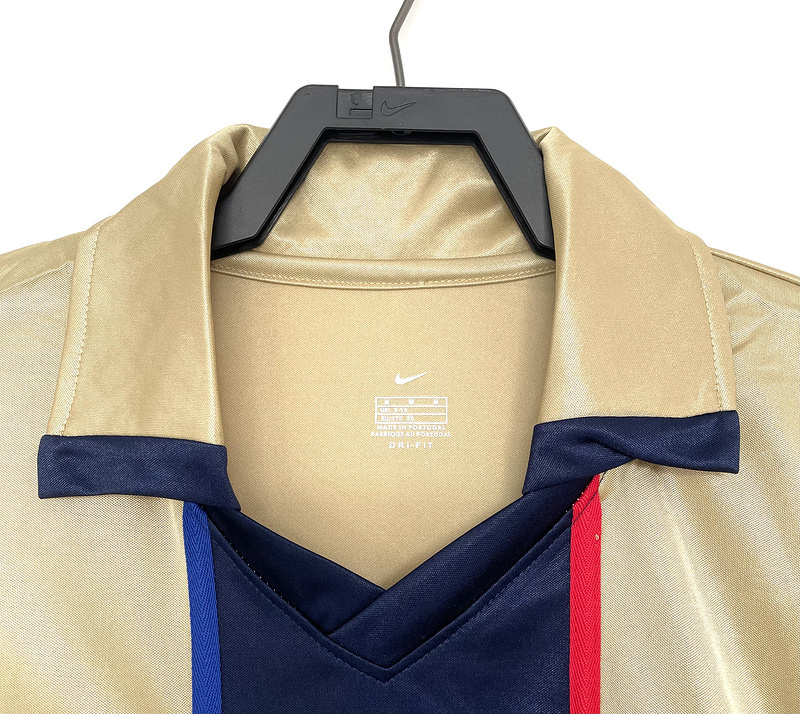 2001-2002 Retro  Barcelona  Away  jersey