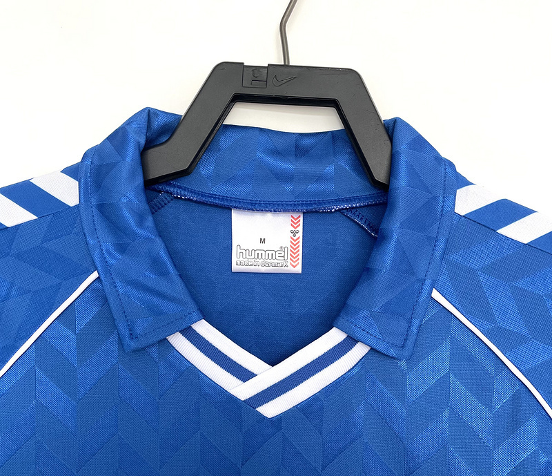 1986-1987  Retro  Real Madrid  Away  jersey