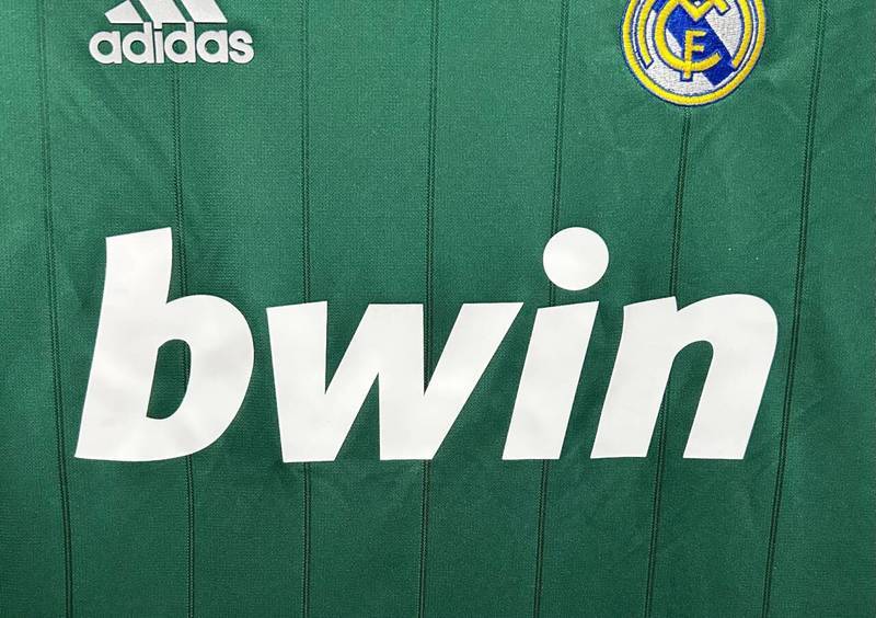 2012-2013  Retro  Real Madrid  3RD  jersey