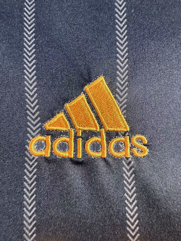 2010-2011  Retro   Chelsea  Away  jersey