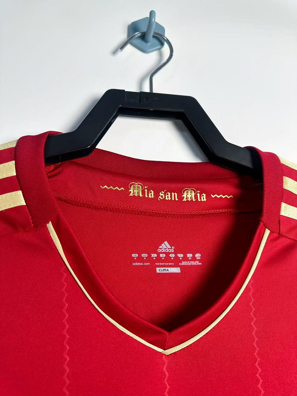 2012-2013  Retro Bayern Munich   Home  jersey