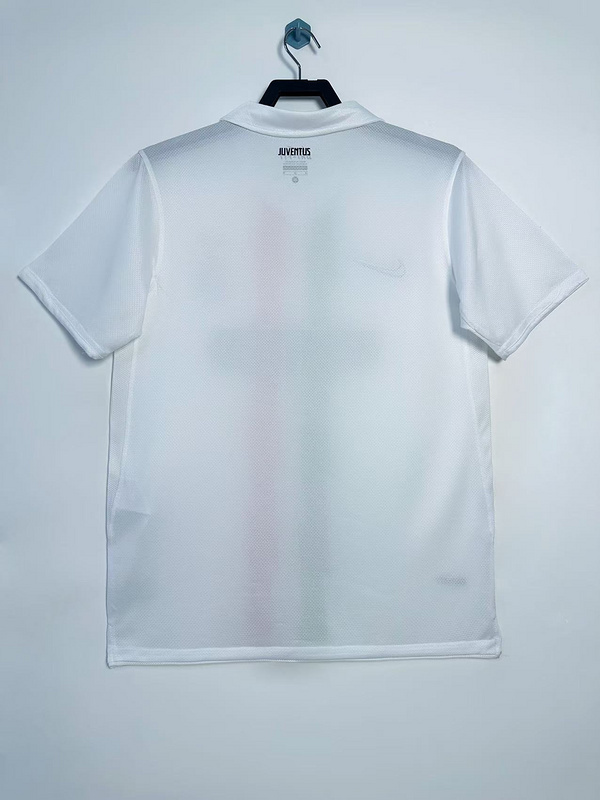 2010-2011  Retro Juventus  Away  jersey