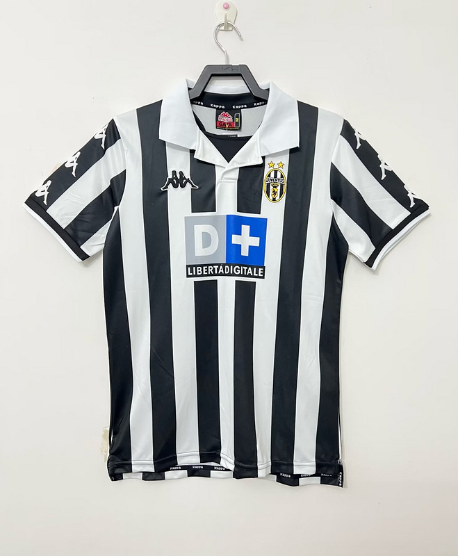 1999-2000  Retro Juventus  Home  jersey