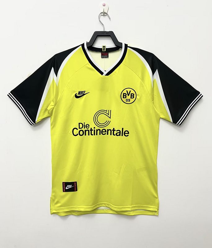 1995-1996  Retro Borussia Dortmund   Home  jersey