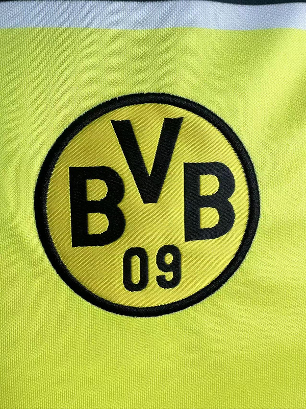 1997  Retro Borussia Dortmund   Home  jersey