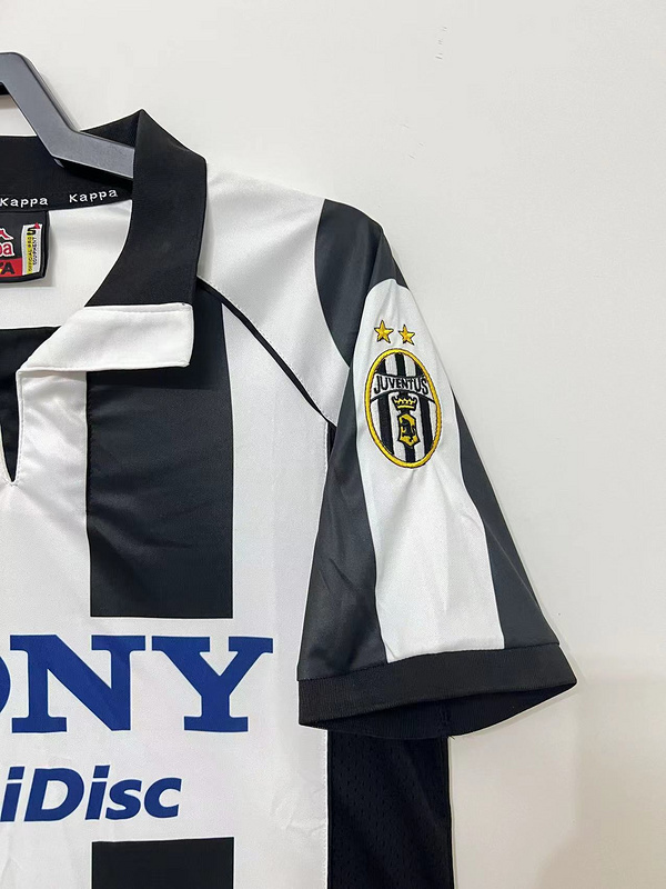 1997-1998 Retro Juventus  Home  jersey