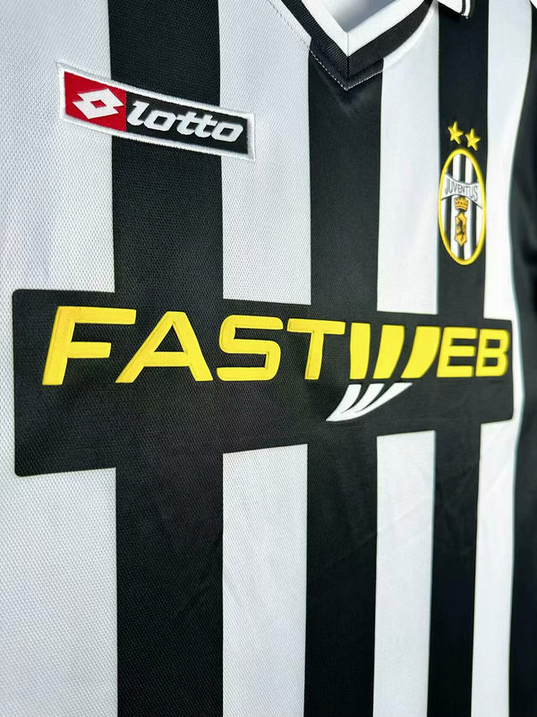 2001-2002  Retro Juventus  Home  jersey