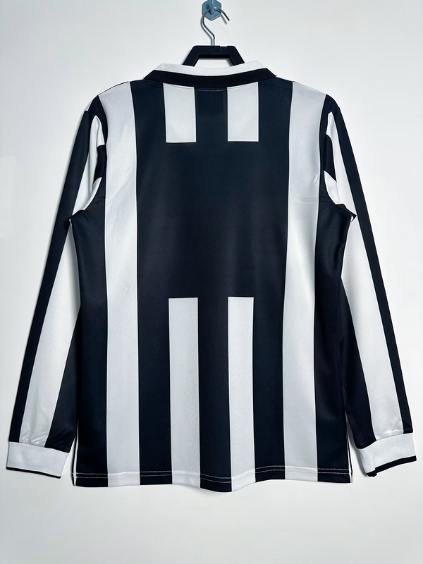 1995-1997  Retro Juventus  Home long sleeves  jersey
