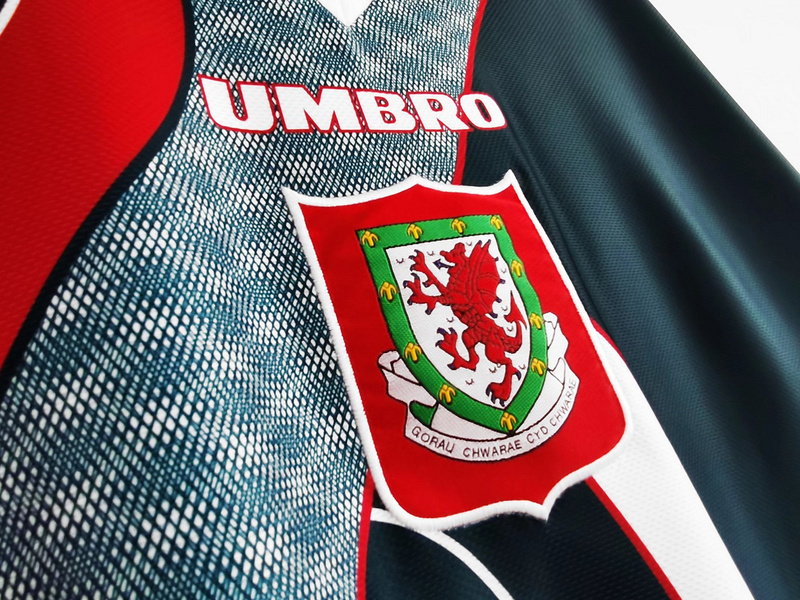 1994-1995  Retro Wales  Away  jersey