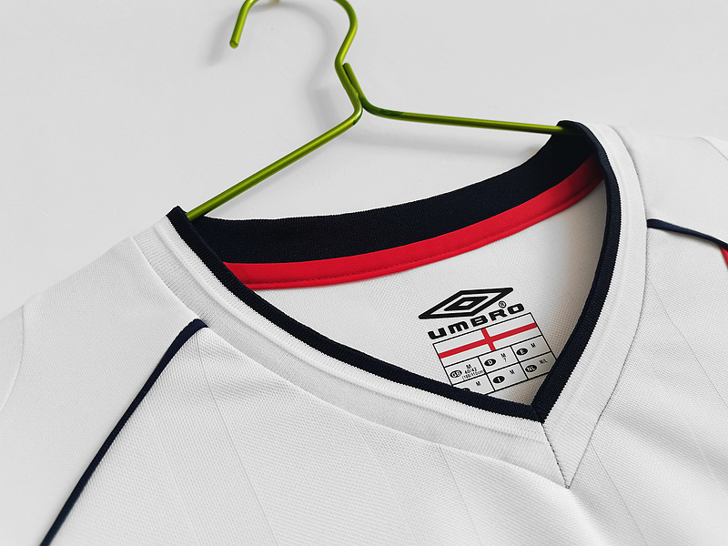 2002  Retro England /UK  Home  long sleeves  jersey