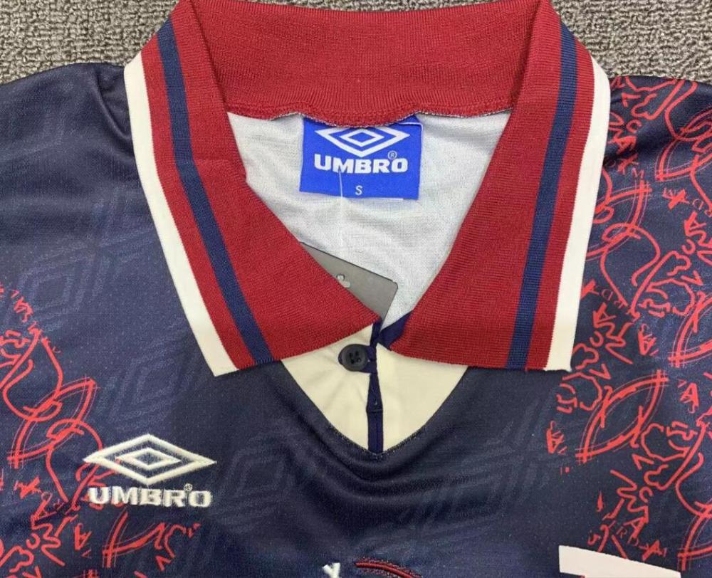 1995-1996     Retro   AFC Ajax  Away  long sleeves   jersey