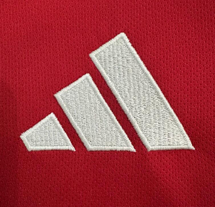 2025/26 Liverpool Home Jersey fan version