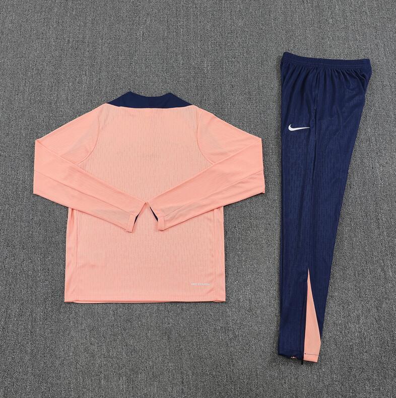 2025 2026 Chelsea  adult  kids  tracksuit   Pink  color soccer jersey half zipper player version