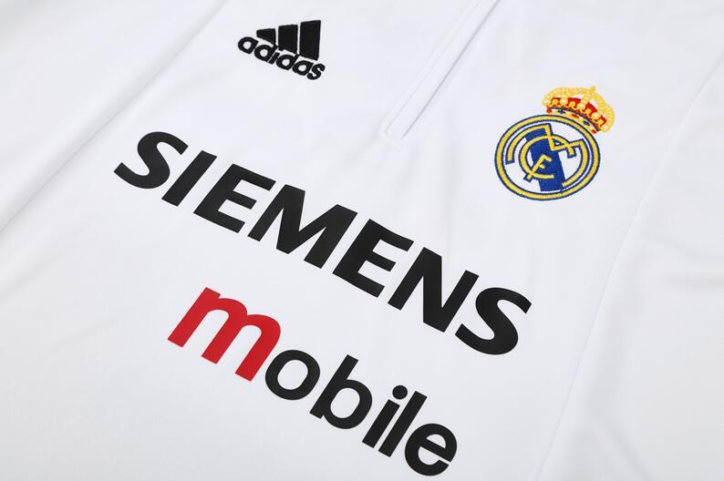 2004-2005 retro  Real Madrid White color  adult tracksuit  Training top soccer jersey half zipper