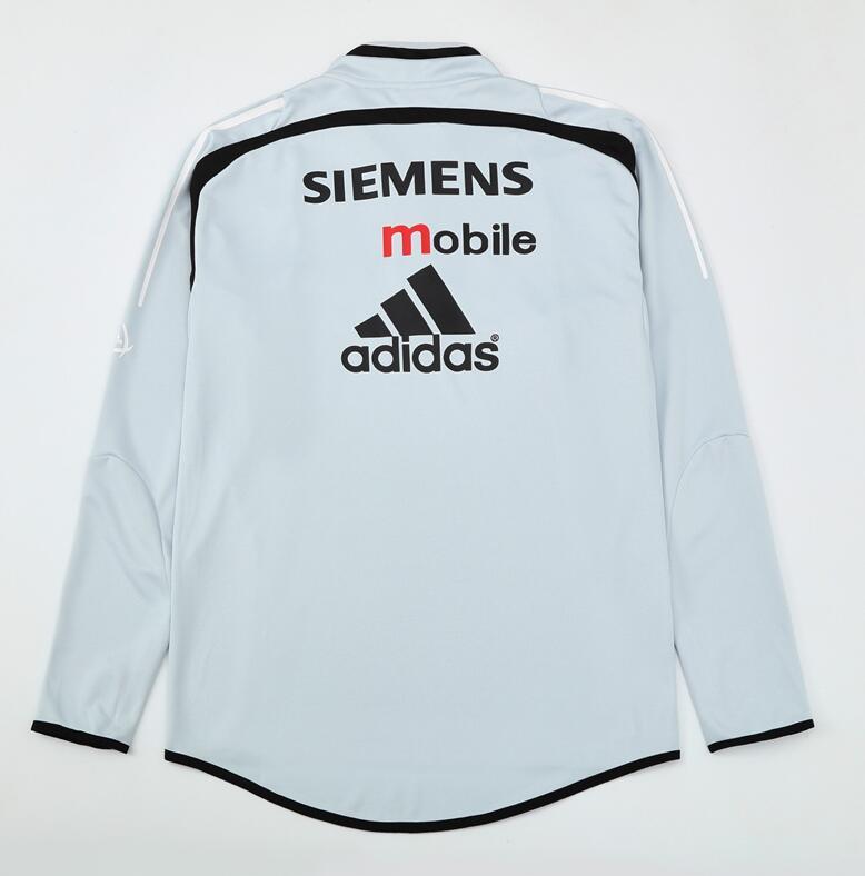 2004-2005 retro  Real Madrid Light grey  color  adult tracksuit  Training top soccer jersey half zipper