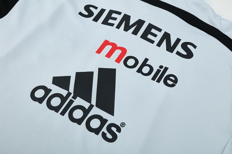 2004-2005 retro  Real Madrid Light grey  color  adult tracksuit  Training top soccer jersey half zipper