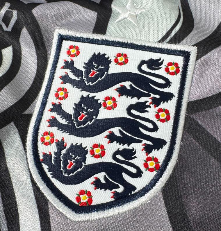 2026 World cup England  Palace top thai best  quality soccer Jersey  fan version