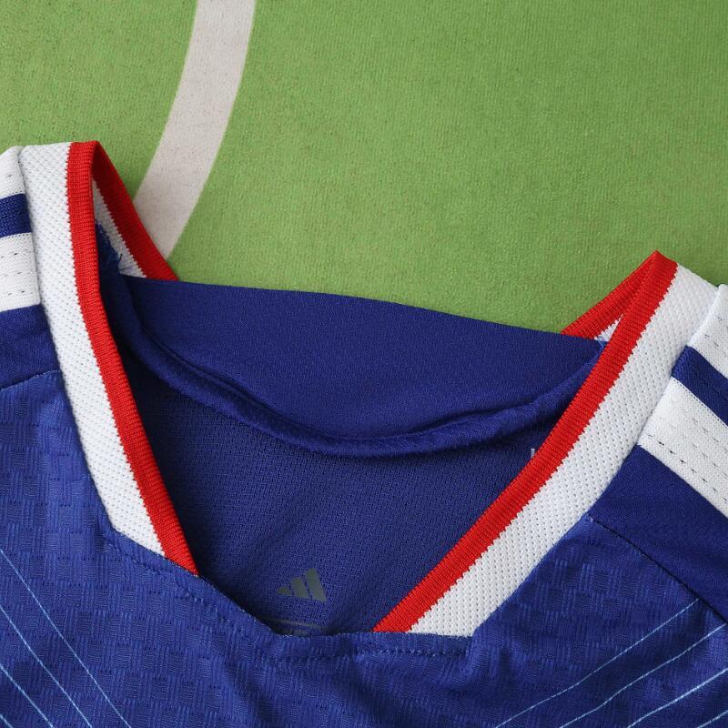 2026 World cup Japan   Home top thai best quality soccer Jersey Player version 002