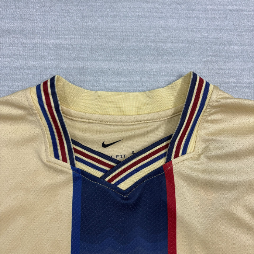 2026/27 Barcelona Retro  commemorative edition Jersey Fan Version training shirt
