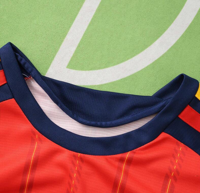 WOMEN 2026 World cup Spain home  top thai best  quality soccer Jersey  fan version