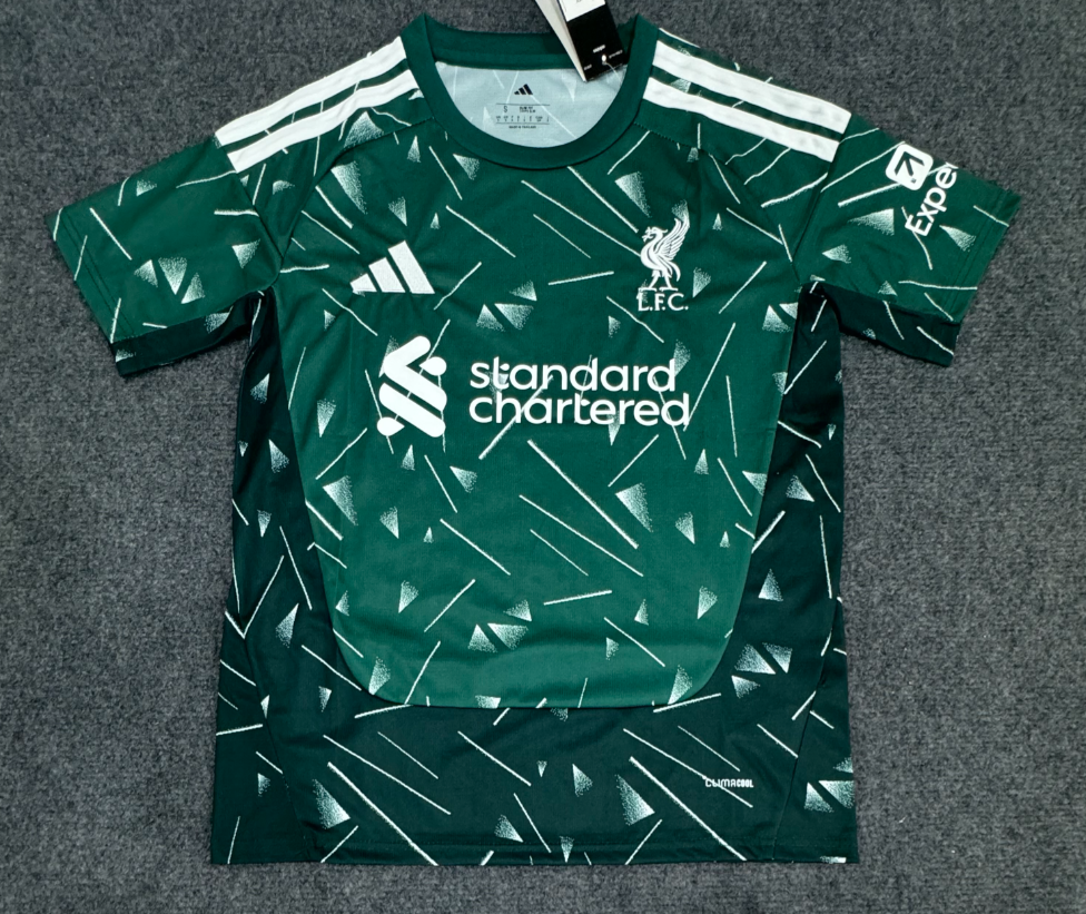 2026 2027  Liverpool  goalkeeper  GK  Jersey fan version