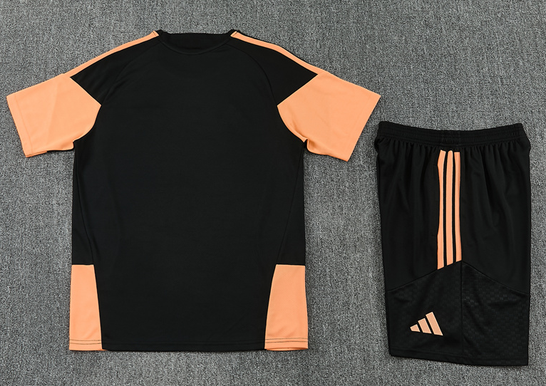 2026 2027 Arsenal   adult  kids  tracksuit  training suit  short  sleeves