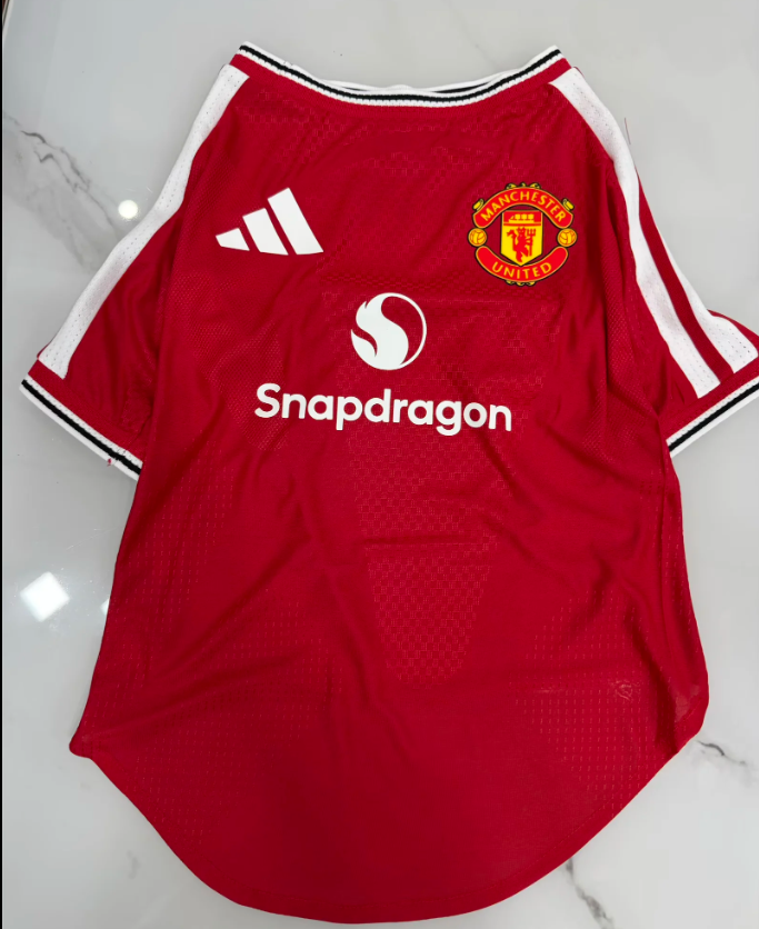 2026 2027 Manchester United Pet dog  jersey