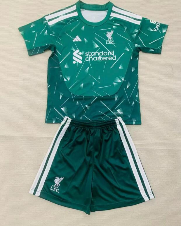 2026 2027  Liverpool gk Kids Kits