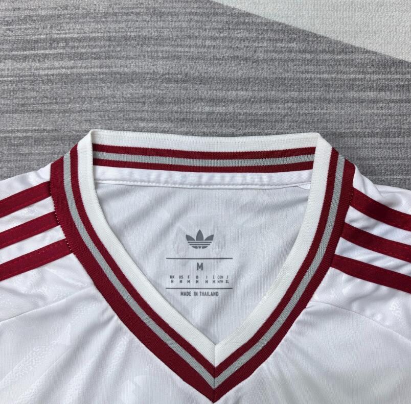 2026 2027  Liverpool Away Jersey fan version