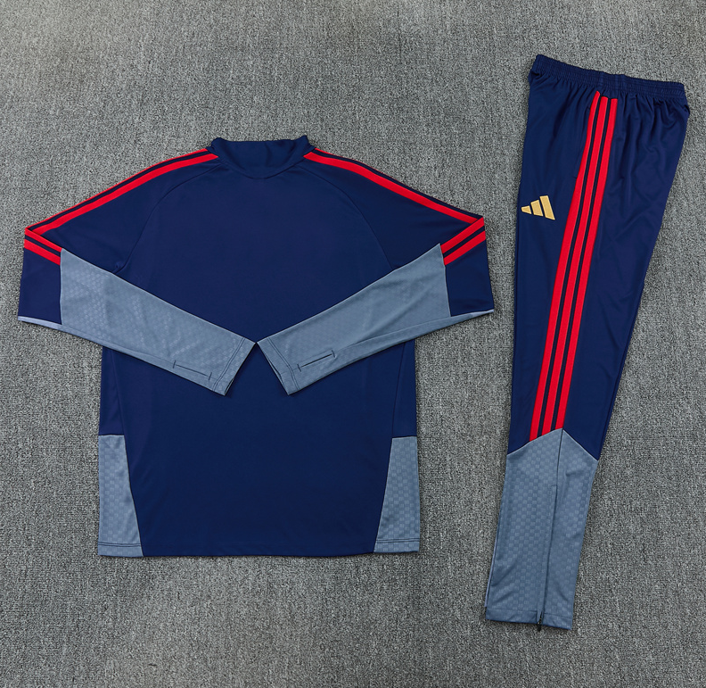 2026 2027  Bayern Munich adult  kids  tracksuit  training suit long sleeves