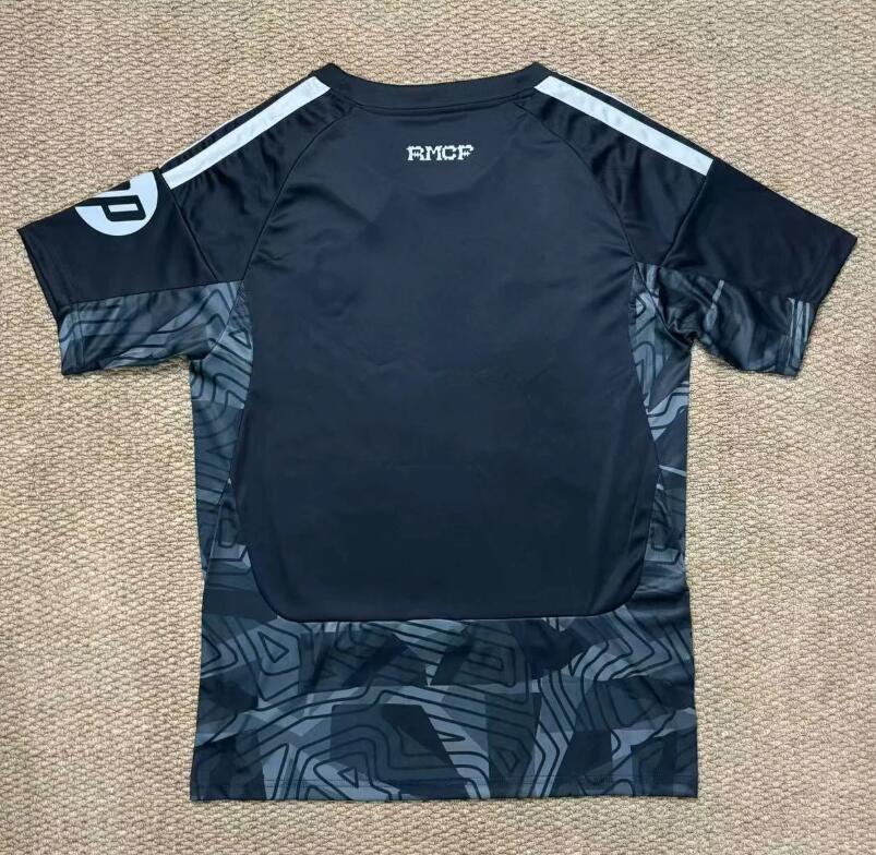 2026 2027  Real Madrid GK Jersey Fan Version