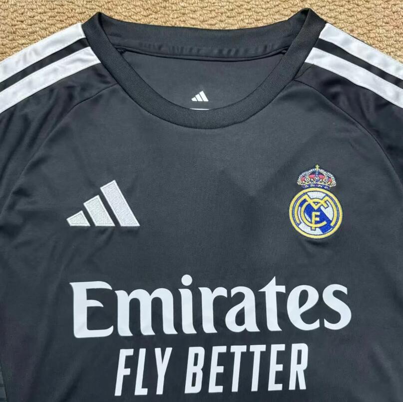2026 2027  Real Madrid GK Jersey Fan Version