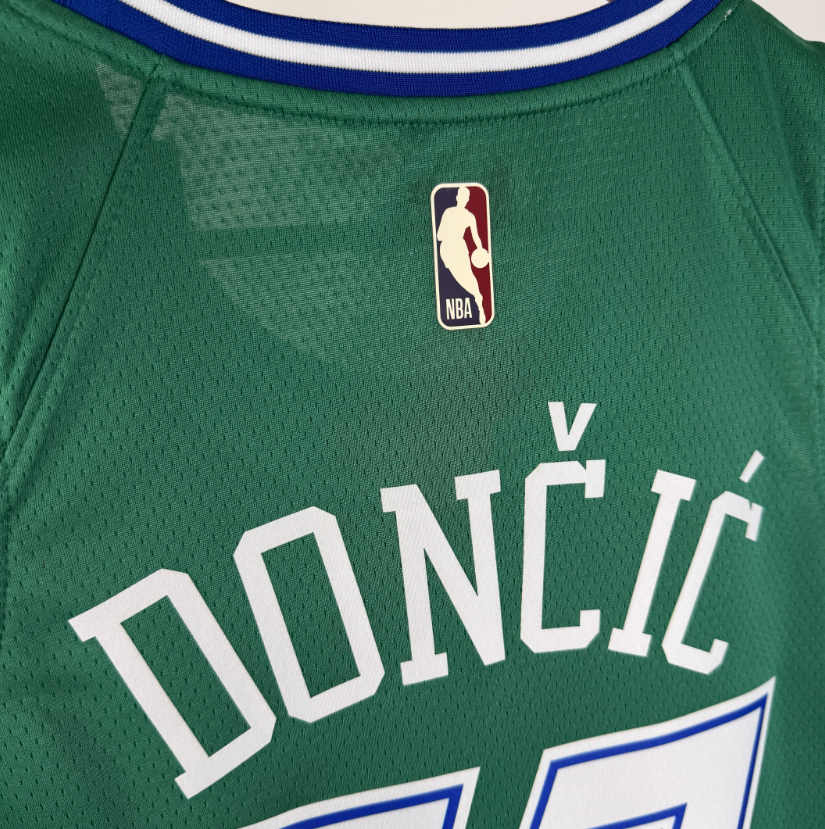 2026 NBA  Dallas Mavericks Retro Green #77 Luka Doncic