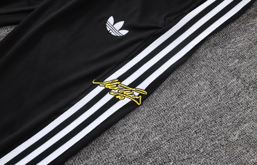 2026 2027 Juventus  adult   tracksuit  training suit long sleeves  B26064#  black