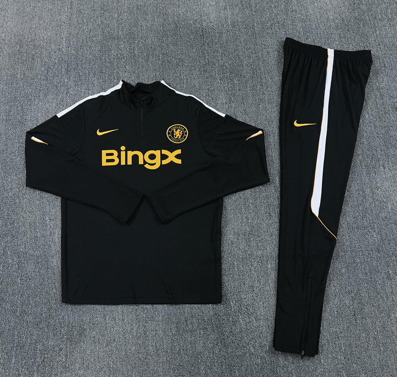 2026 2027  Chelsea  adult  kids  tracksuit  training suit long sleeves
