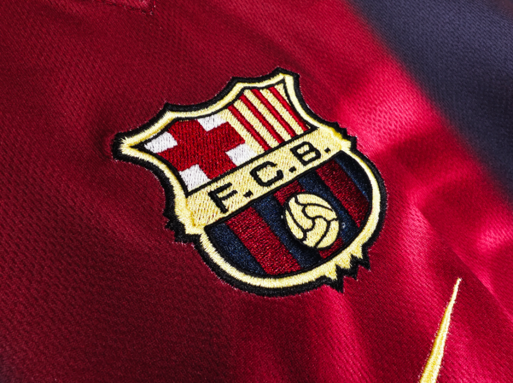 2000-2001 Retro 5A  Barcelona  Home  jersey