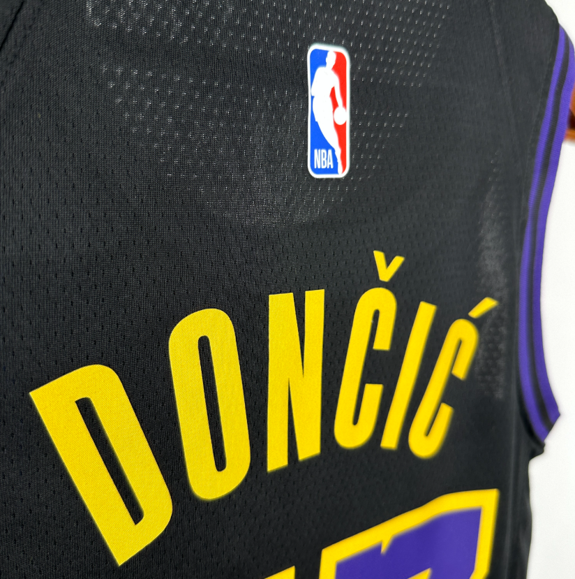 2026 NBA  Los Angeles Lakers  Luka Dončić  77#