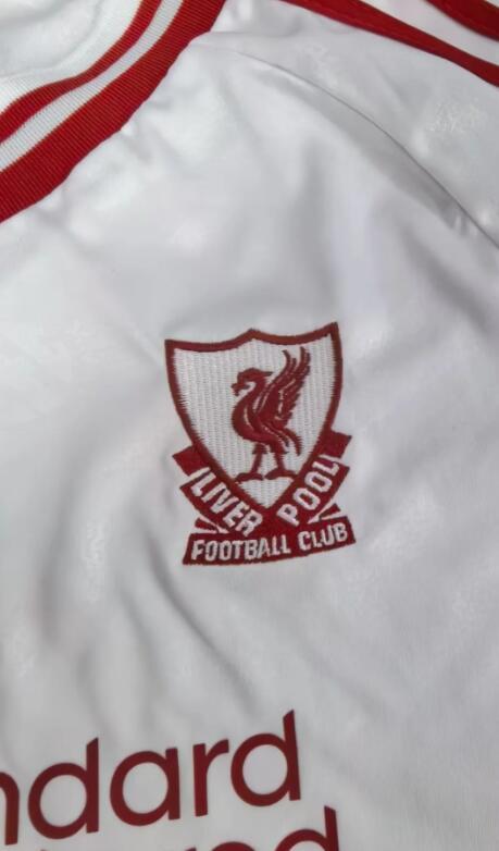2026 2027  Liverpool Away Kids Kits