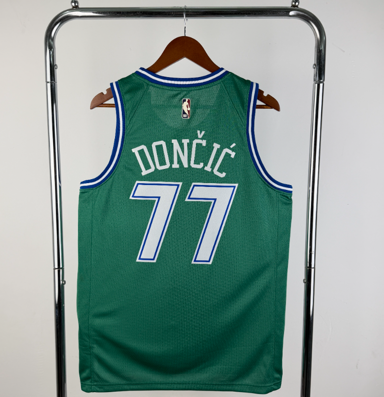 2026 NBA Dallas Mavericks  retro green  Dončić  77#