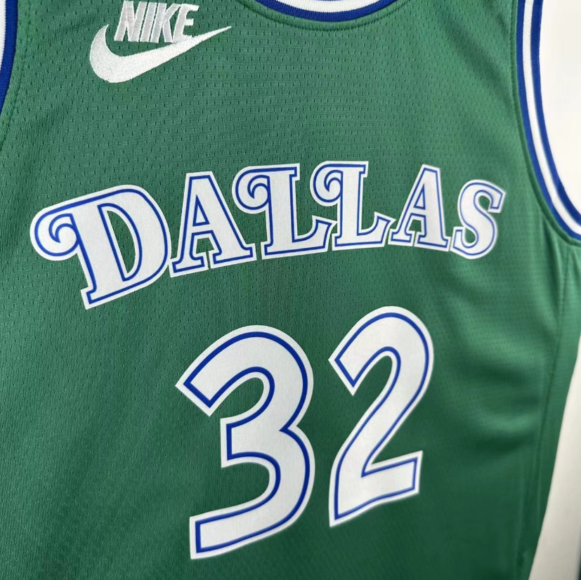 2026 NBA Dallas Mavericks  retro green  FLAGG 32  #