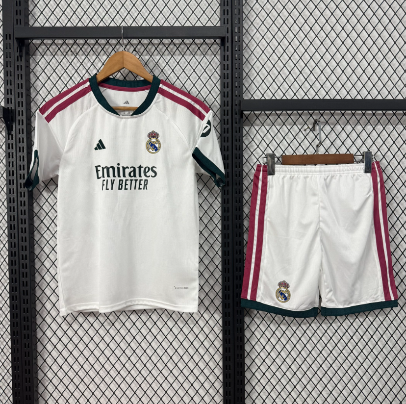 2026 2027  Real Madrid Home  adult kit (shirt +short ) Jersey Fan Version