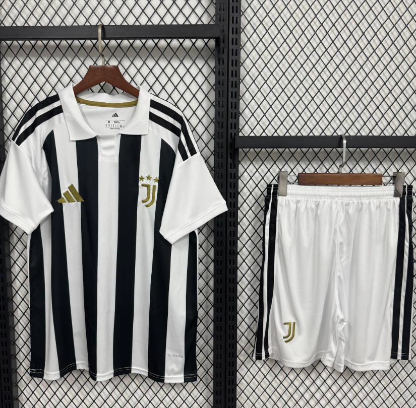 2026 2027  Juventus  Home  adult kit (shirt +short )  Jersey Fan Version
