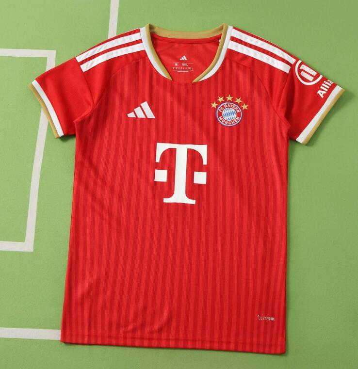 WOMEN  2026 2027  Bayern Munich Home soccer Jersey  fan version