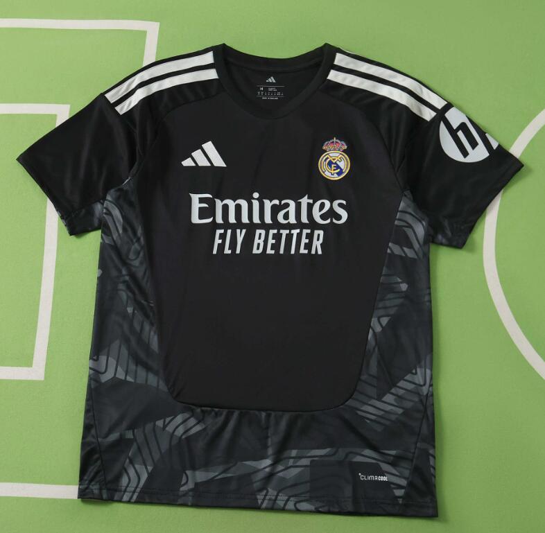 2026 2027  Real Madrid GK Jersey Fan Version